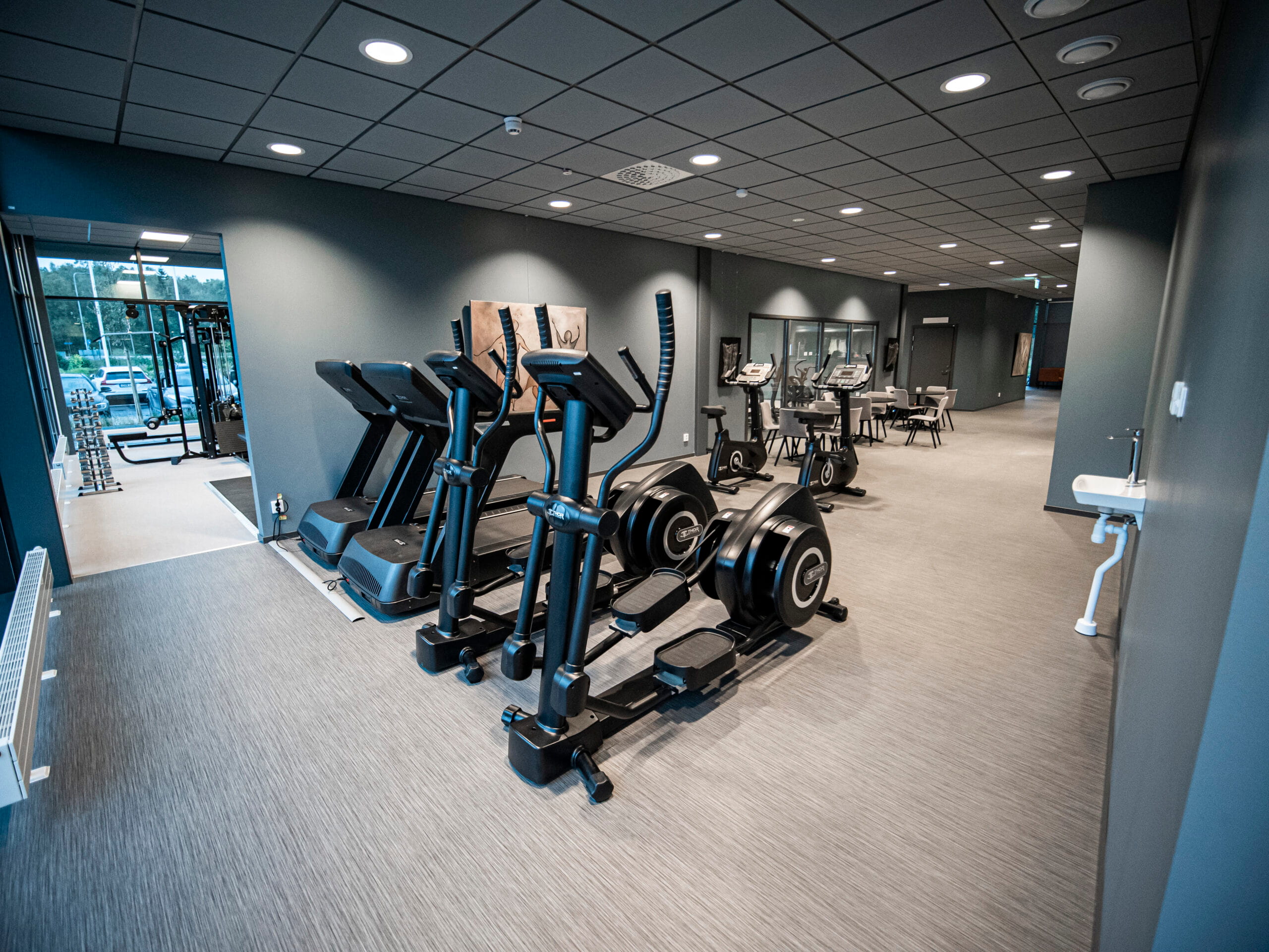 Thor Fitness cardiolaitteet yrityksen kuntosalilla